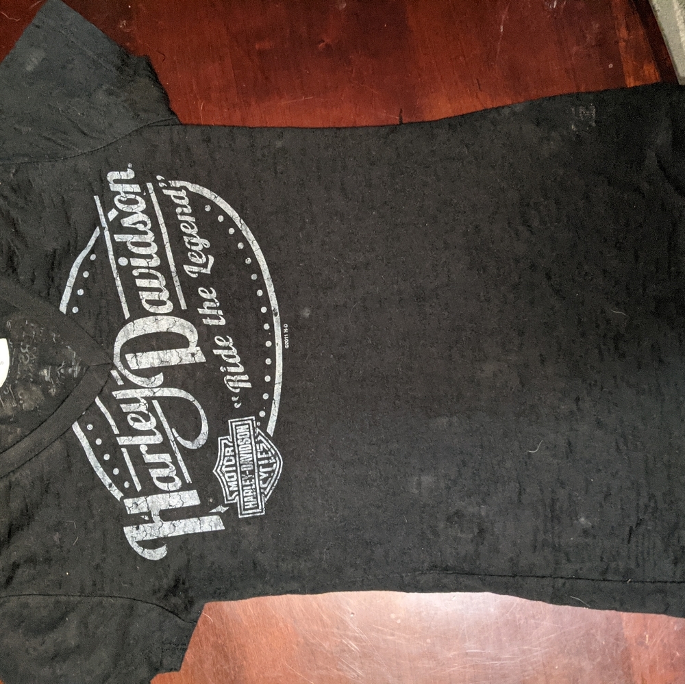 Women's small Harley Davidson shirt